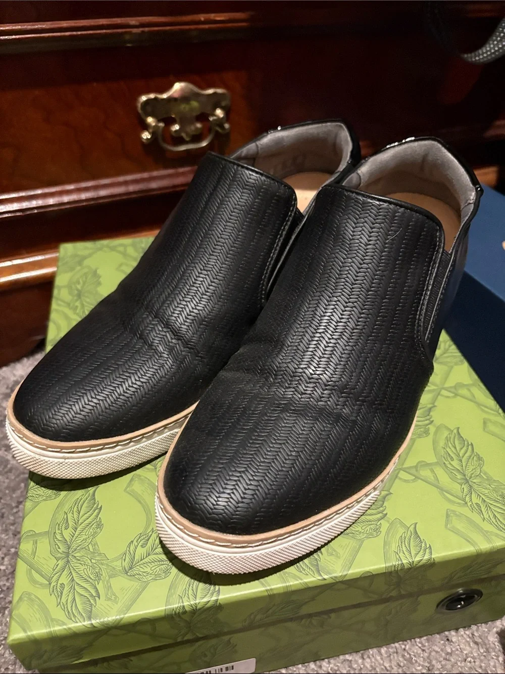 Dr. Scholls slip design